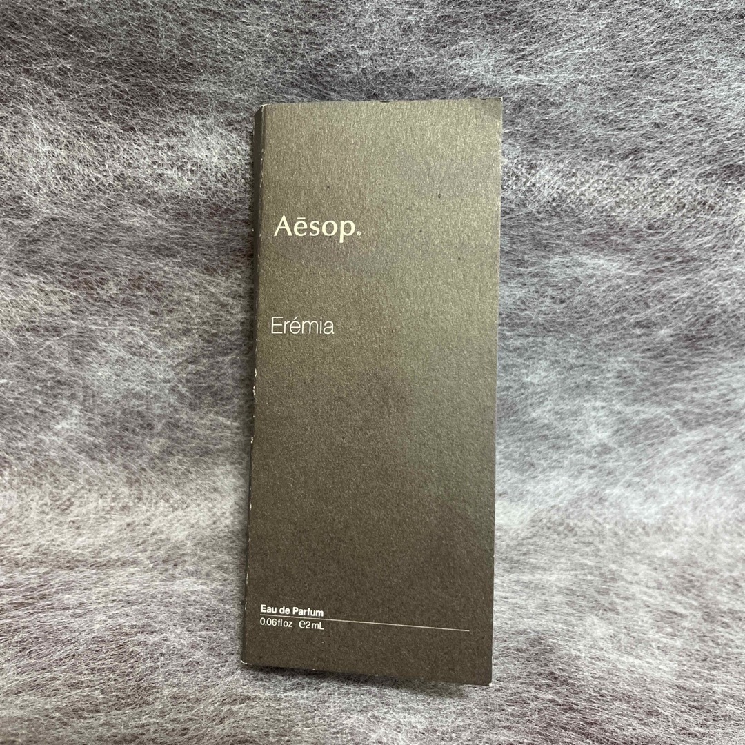 Aesop(イソップ)のAesop 香水　エレミア　オードバルファム　2ml コスメ/美容の香水(香水(女性用))の商品写真