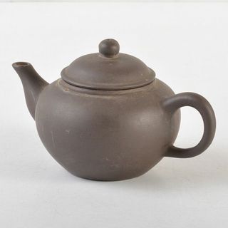 中国　東宝謹製　紫砂　朱泥　急須　茶壷　C　R6433(陶芸)