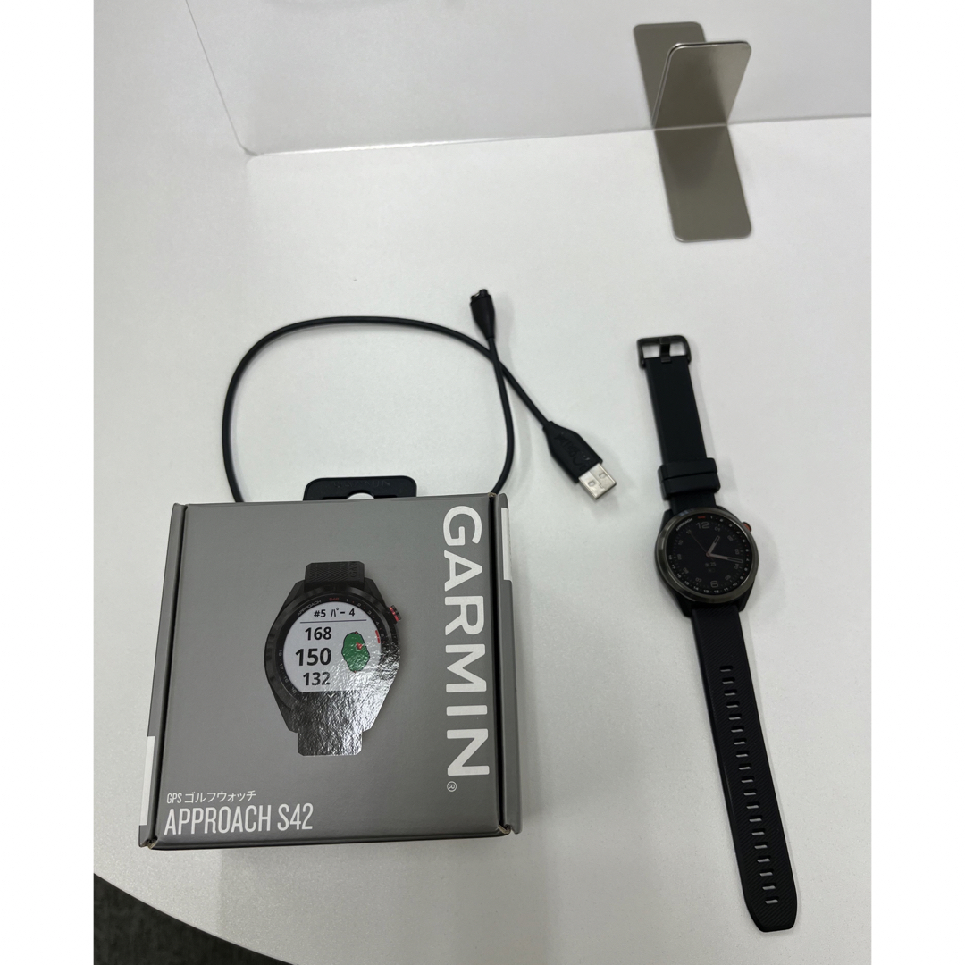 GARMIN(ガーミン)のガーミン　Garmin Approach S42　距離測定器　腕時計 スポーツ/アウトドアのゴルフ(その他)の商品写真