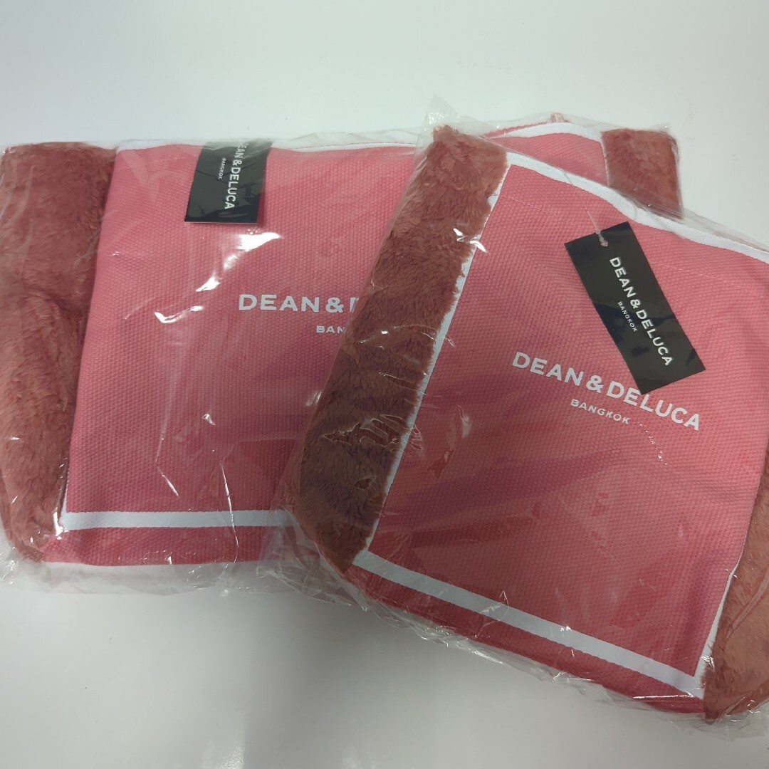 DEAN & DELUCA(ディーンアンドデルーカ)のタイ限定　ディーン＆デルーカ　ダスティーピンク　２個セット　日本未発売 レディースのバッグ(トートバッグ)の商品写真