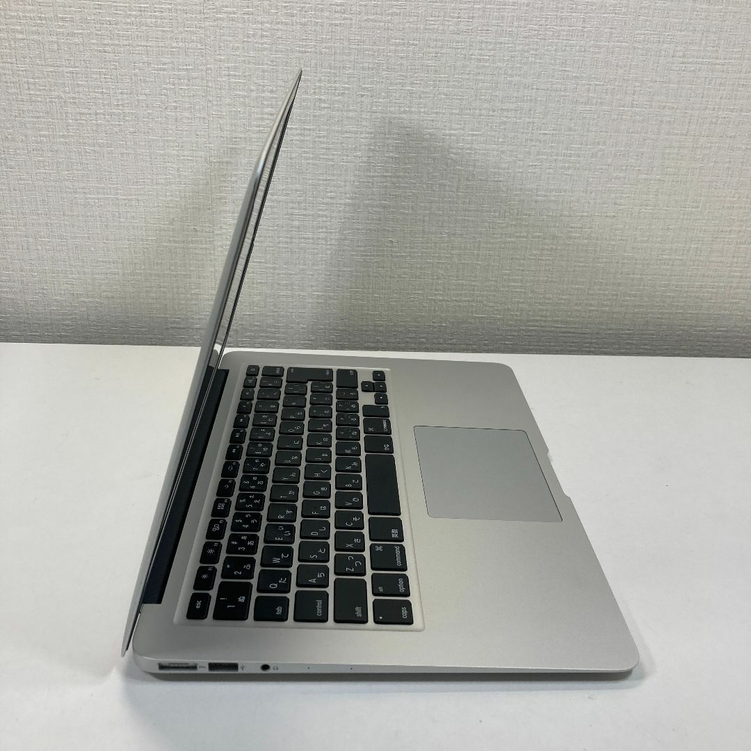 Apple MacBook Air Core i7 ノートパソコン （C76）