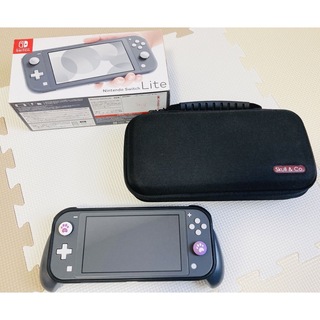 ニンテンドースイッチ(Nintendo Switch)の[美品]Nintendo Switch Lite +SDカード、グリップカバー付(携帯用ゲーム機本体)