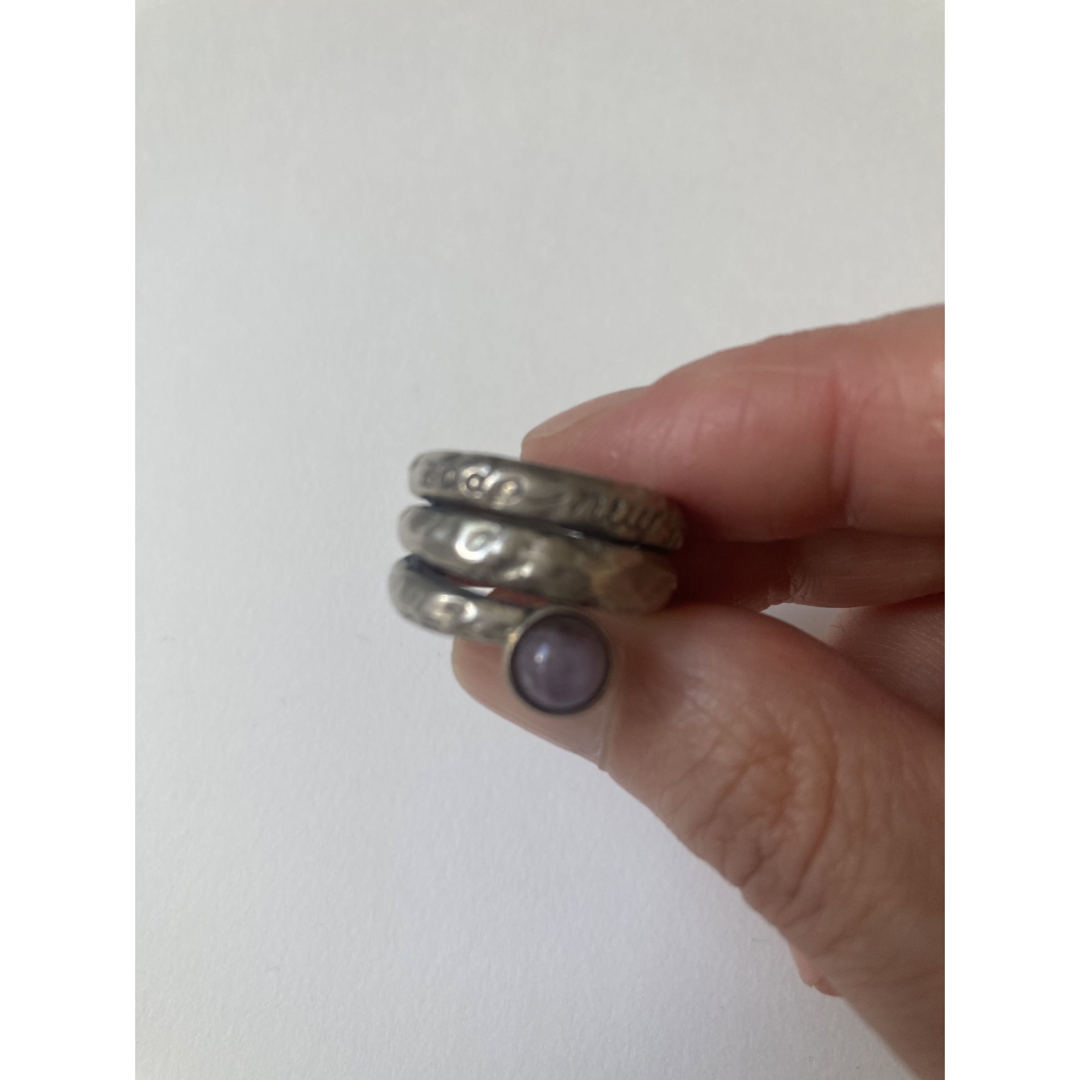 シルバーリング　紫石　アンティーク調　zada New York レディースのアクセサリー(リング(指輪))の商品写真