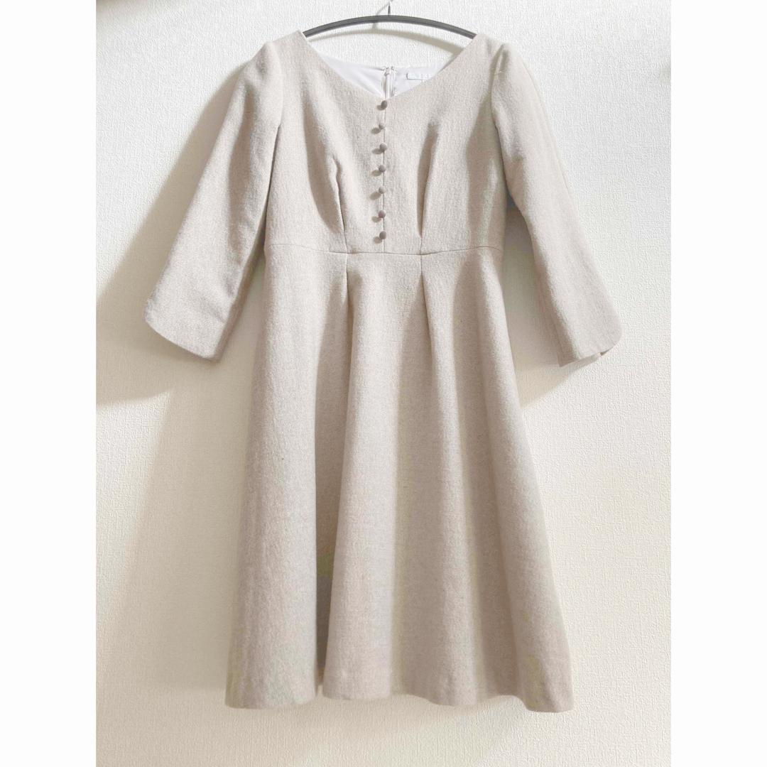 PROPORTION BODY DRESSING(プロポーションボディドレッシング)の【美品】プロポ　ワンピース　ベージュ　ラメ　デート　ブーツ レディースのワンピース(ひざ丈ワンピース)の商品写真