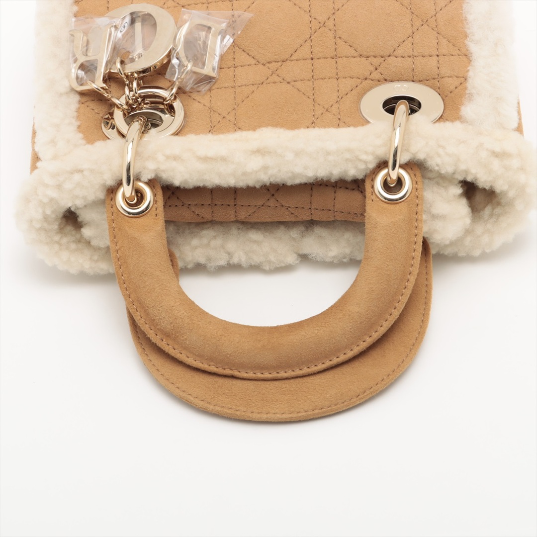 Christian Dior(クリスチャンディオール)のクリスチャンディオール カナージュ スエード×ムートン  ベージュ レディ レディースのバッグ(ハンドバッグ)の商品写真