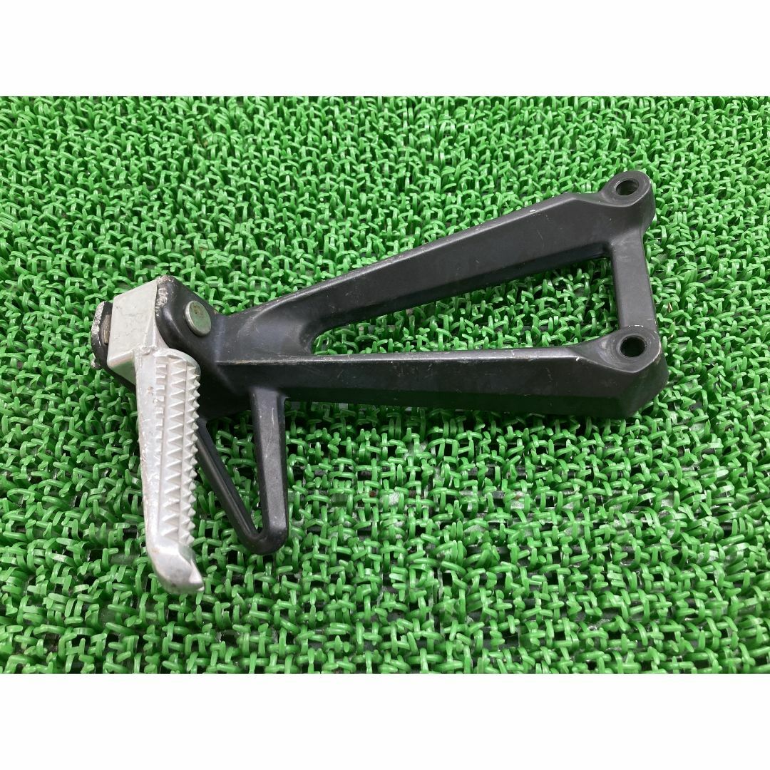 YZF-R25 タンデムステップ 左 1WD ヤマハ 純正 中古 バイク 部品 RG10J ...