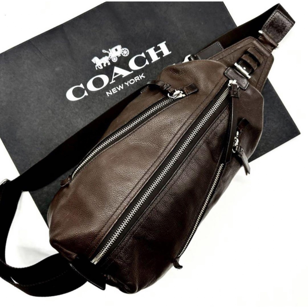 COACH レザー　ボディバッグ　ブラウン