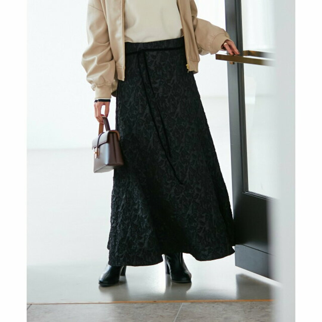 ViS(ヴィス)の【ブラック系（02）】【洗える】ジャガードナローフレアスカート レディースのスカート(ロングスカート)の商品写真
