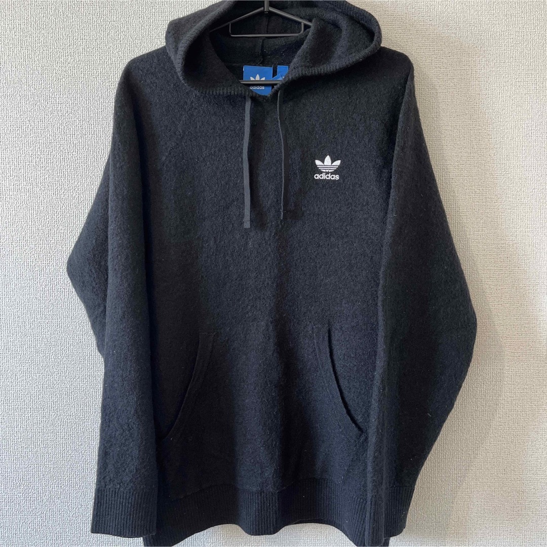 adidas originals パーカー