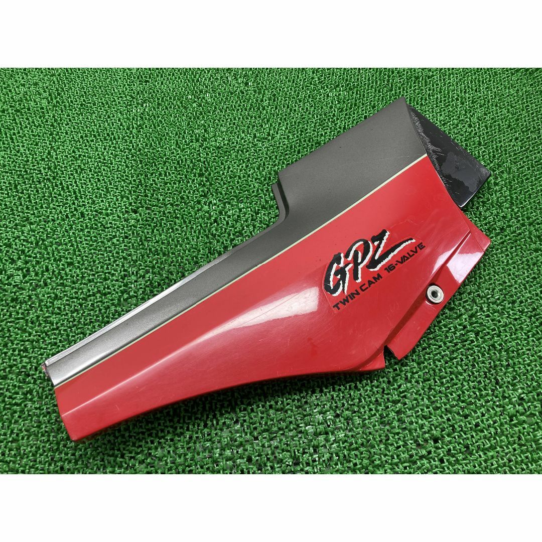 GPZ900R サイドカバー 右 赤/ガンM カワサキ 純正  バイク 部品 ZX900A 修復素材やペイント素材に 品薄 希少品 車検 Genuine:22323861