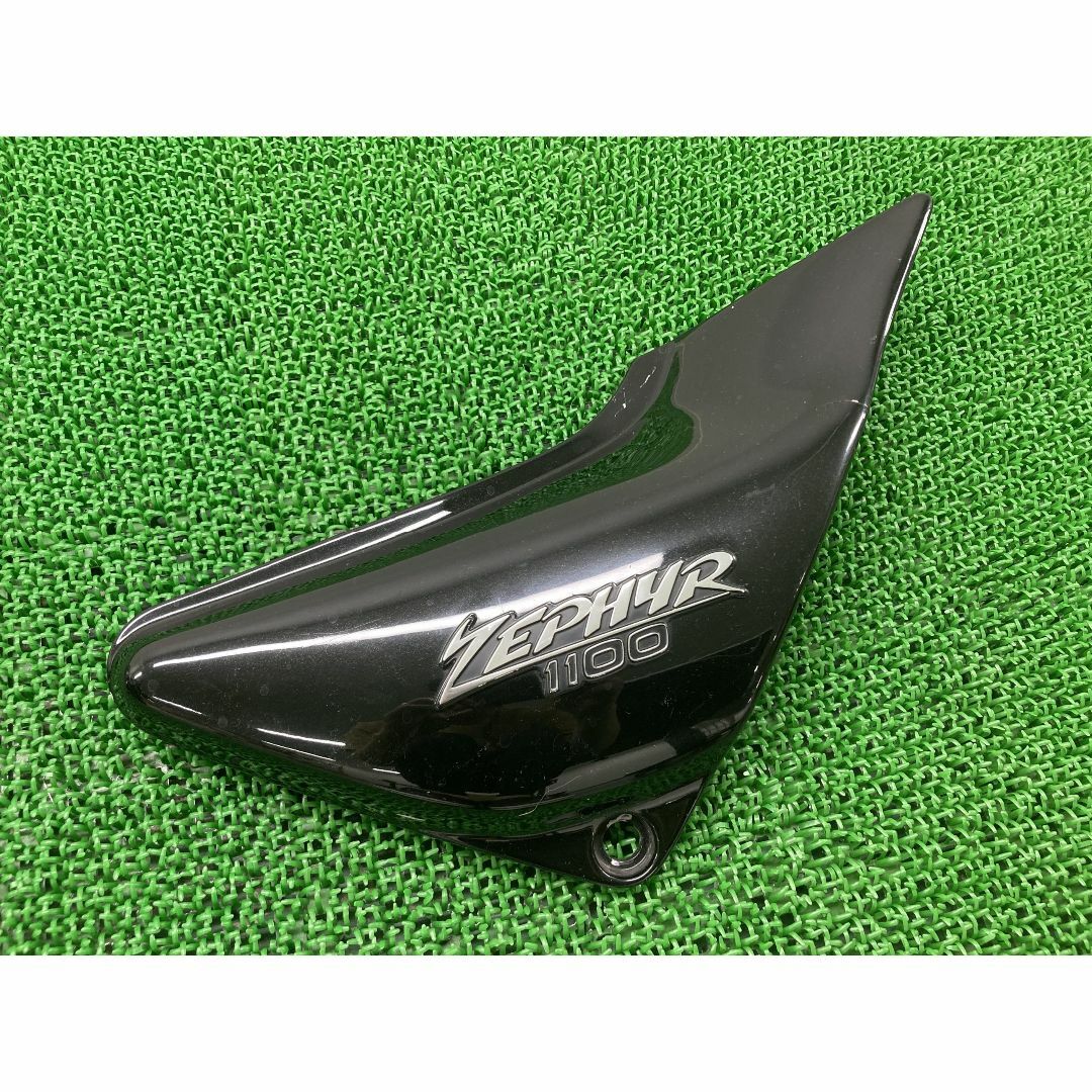 ゼファー1100 サイドカバー 右 黒M カワサキ 純正 中古 バイク 部品