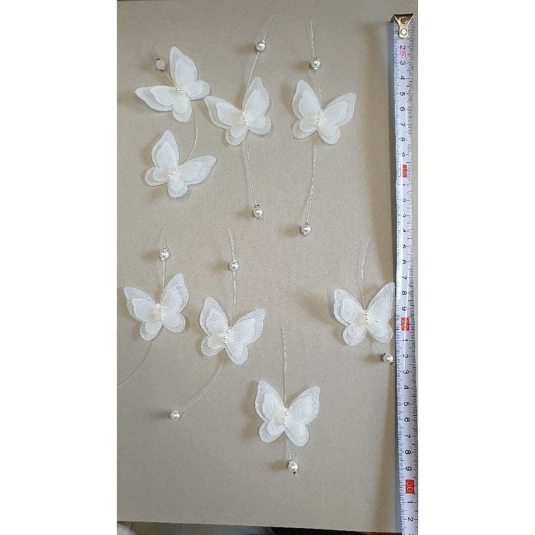 ④蝶々　パール　パーツ ハンドメイドの素材/材料(各種パーツ)の商品写真