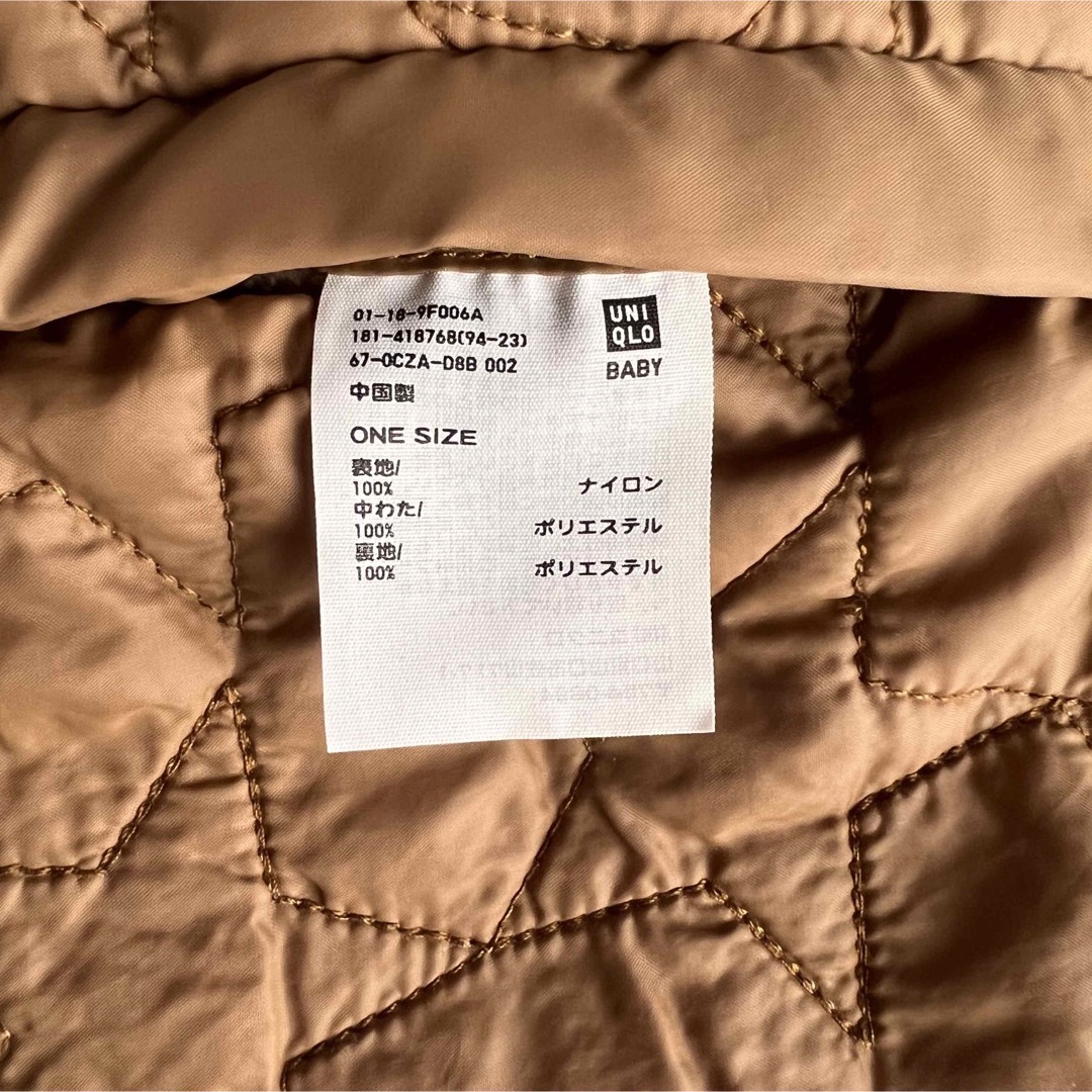 UNIQLO(ユニクロ)のユニクロ　ライトウォームパデット2WAY 抱っこ紐　ケープ キッズ/ベビー/マタニティのこども用ファッション小物(おくるみ/ブランケット)の商品写真