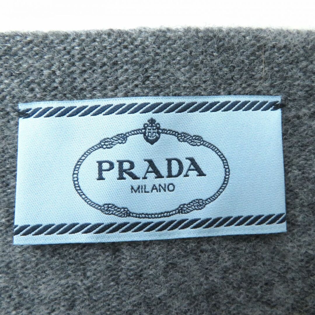 PRADA MILANO イタリア製 Vネック