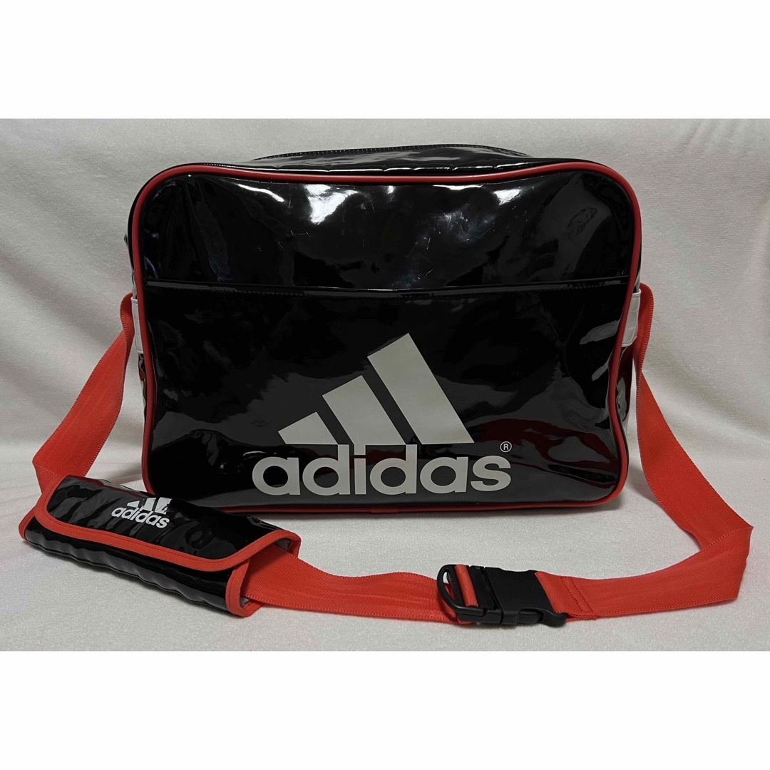 adidas アディダス エナメルバック スポーツバック ショルダーバッグ | フリマアプリ ラクマ スポーツバック アディダス ショルダーバッグ