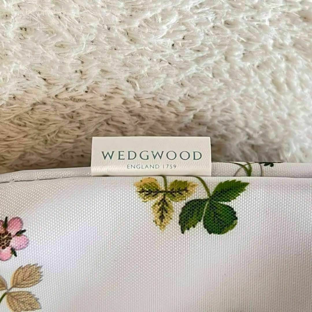 WEDGWOOD(ウェッジウッド)の【値下げ・非売品】WEDGWOOD 保冷　保温　バッグ エコバッグ インテリア/住まい/日用品のキッチン/食器(弁当用品)の商品写真