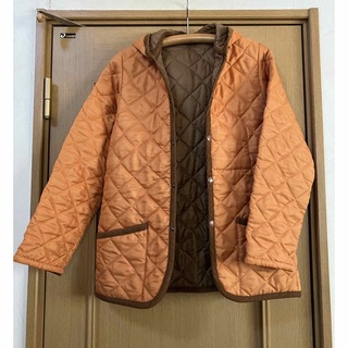 ラベンハム(LAVENHAM)の美品　ラベンハムのキルティングフード付きジャケット　オレンジ　38サイズ(ブルゾン)