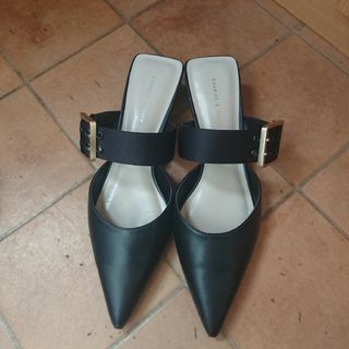 チャールズアンドキース(Charles and Keith) 靴/シューズの通販 2,000