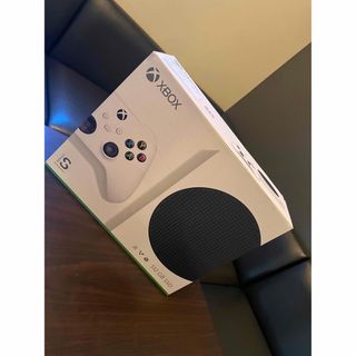 エックスボックス(Xbox)の【新品】Xbox Series S(家庭用ゲーム機本体)