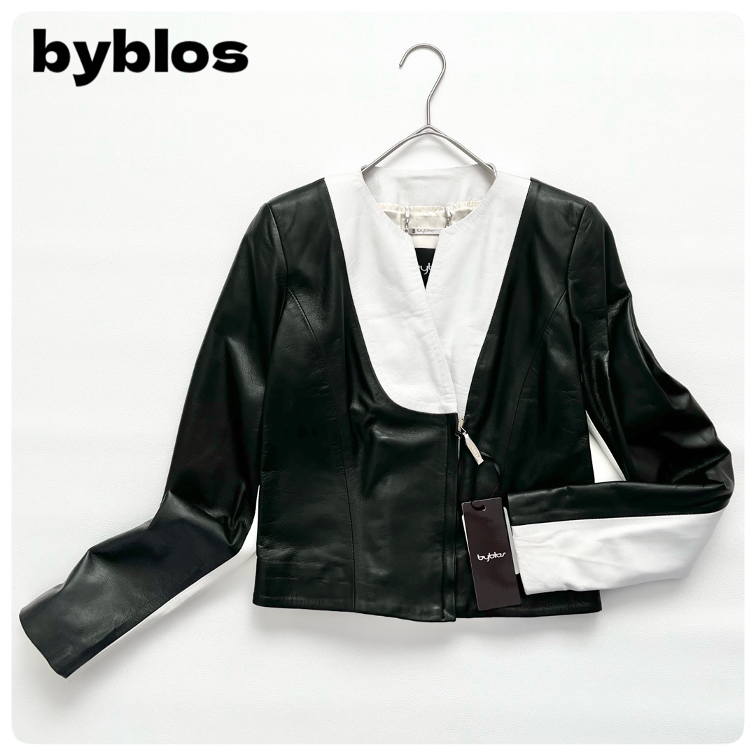 BYBLOS(ビブロス)の新品タグ付✨byblos レザー ノーカラー ジャケット 白 黒 S イタリア製 レディースのジャケット/アウター(ノーカラージャケット)の商品写真