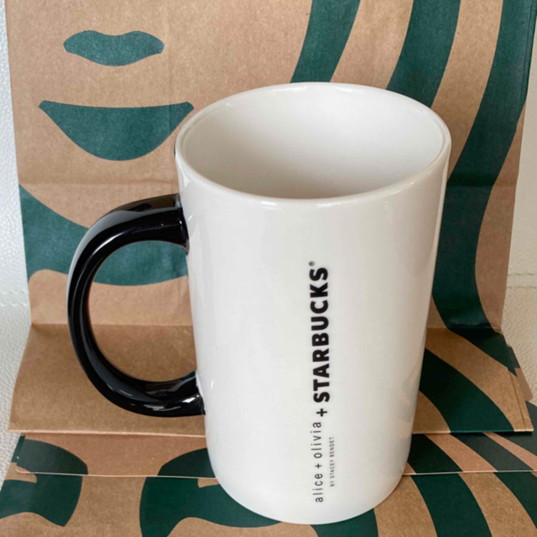 Starbucks Coffee(スターバックスコーヒー)のスタバ  アリス & オリビア スティシーフェイス マグカップ 新品 未使用 インテリア/住まい/日用品のキッチン/食器(グラス/カップ)の商品写真