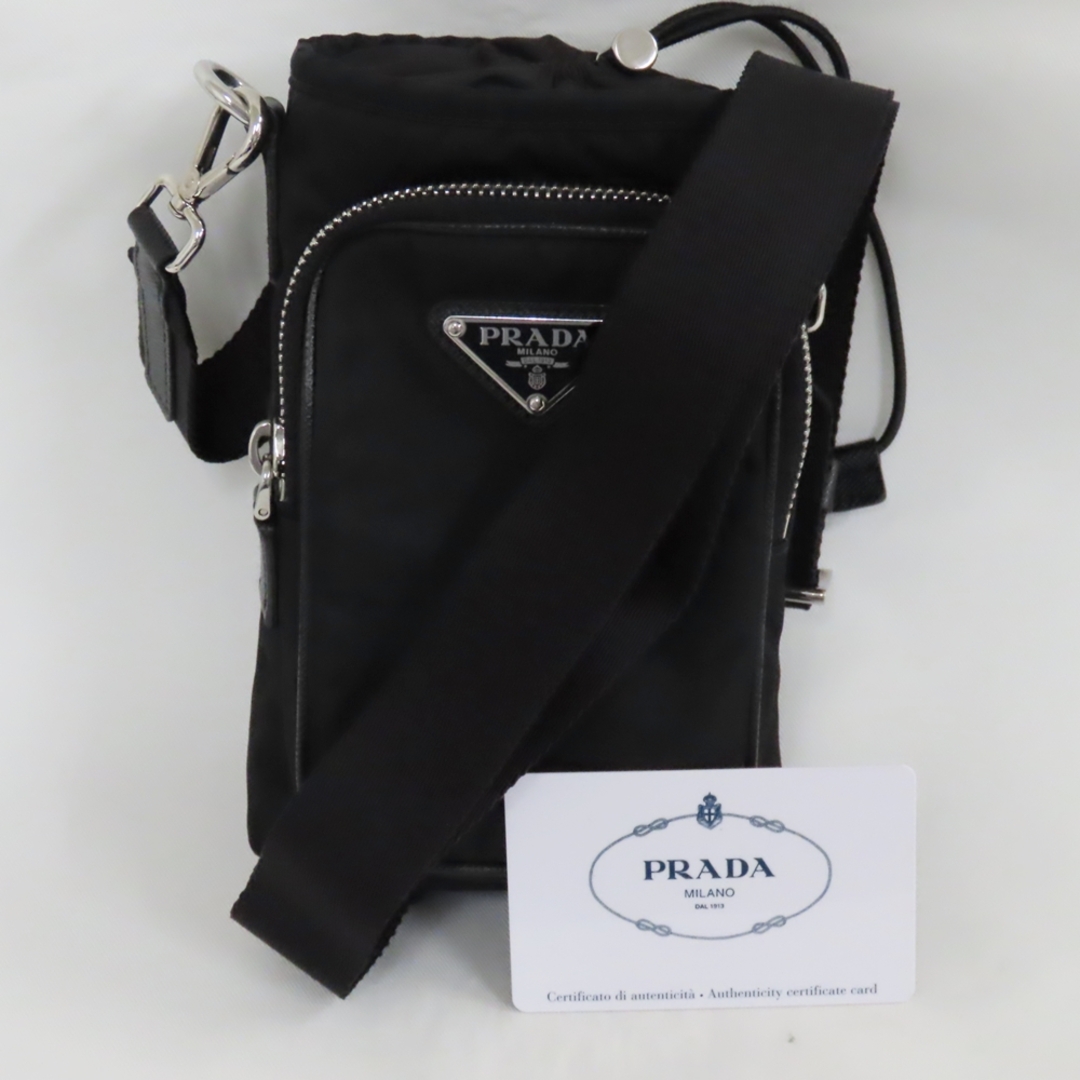 PRADA(プラダ)のプラダ ショルダーバッグ スマートフォンケース 2ZH155 ナイロン 黒 Ts498121 美品 メンズのバッグ(ショルダーバッグ)の商品写真