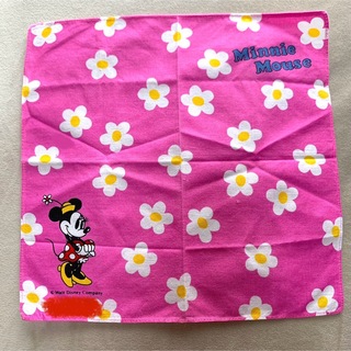 ディズニー(Disney)の☆Disney ディズニー ミニーマウス 花柄 バンダナハンカチ ピンクフラワー(ハンカチ)