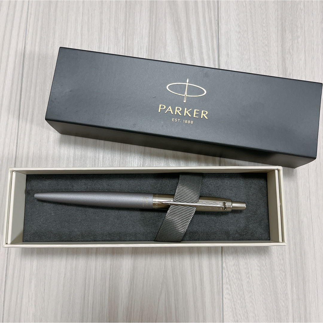 Parker(パーカー)のPARKER ララクリスティー ボールペン インテリア/住まい/日用品の文房具(ペン/マーカー)の商品写真