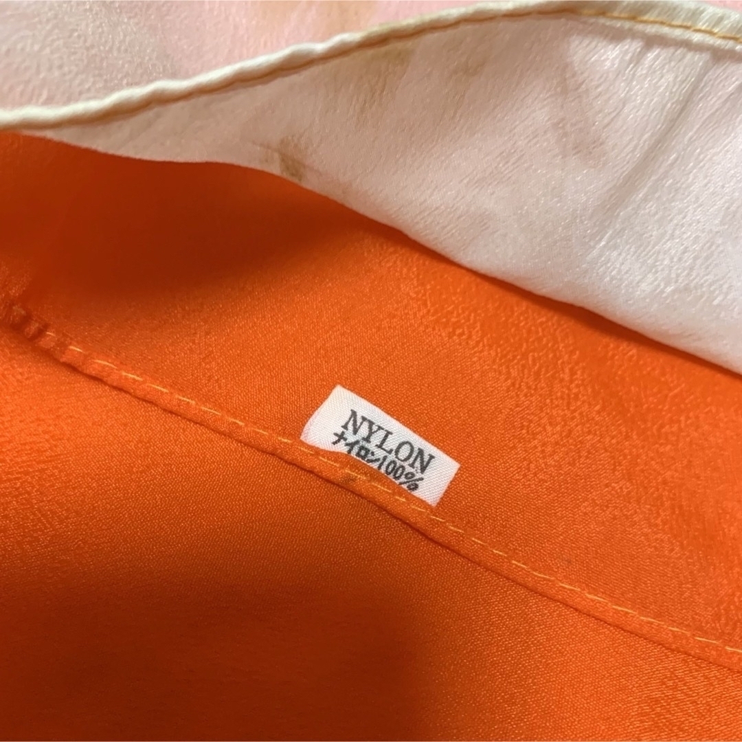 ☆オレンジ ホワイト グラデーションスカーフ 風呂敷き 単色 シンプル 鮮やか レディースのファッション小物(バンダナ/スカーフ)の商品写真