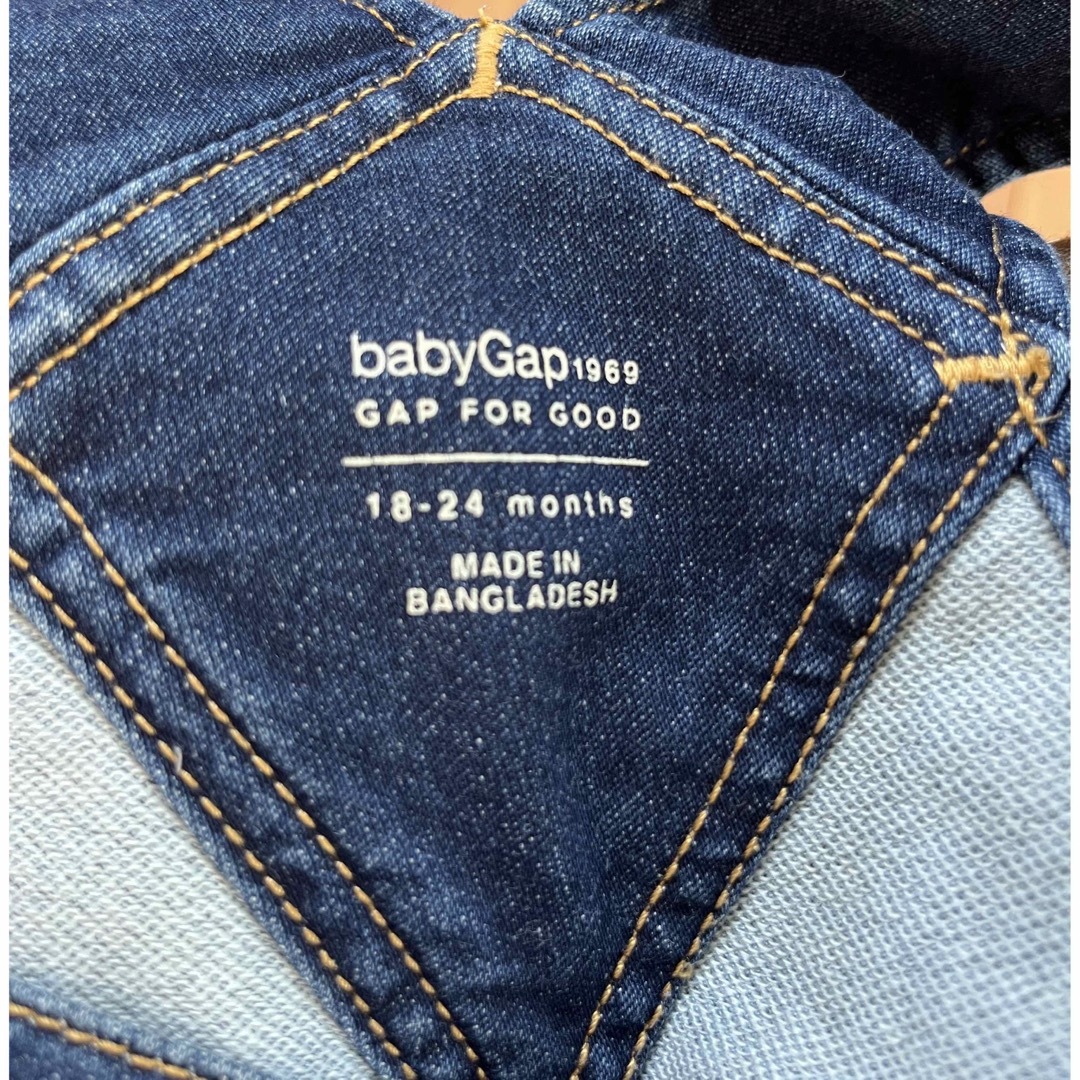 GAP Kids(ギャップキッズ)のデニムサロペット キッズ/ベビー/マタニティのキッズ服男の子用(90cm~)(パンツ/スパッツ)の商品写真