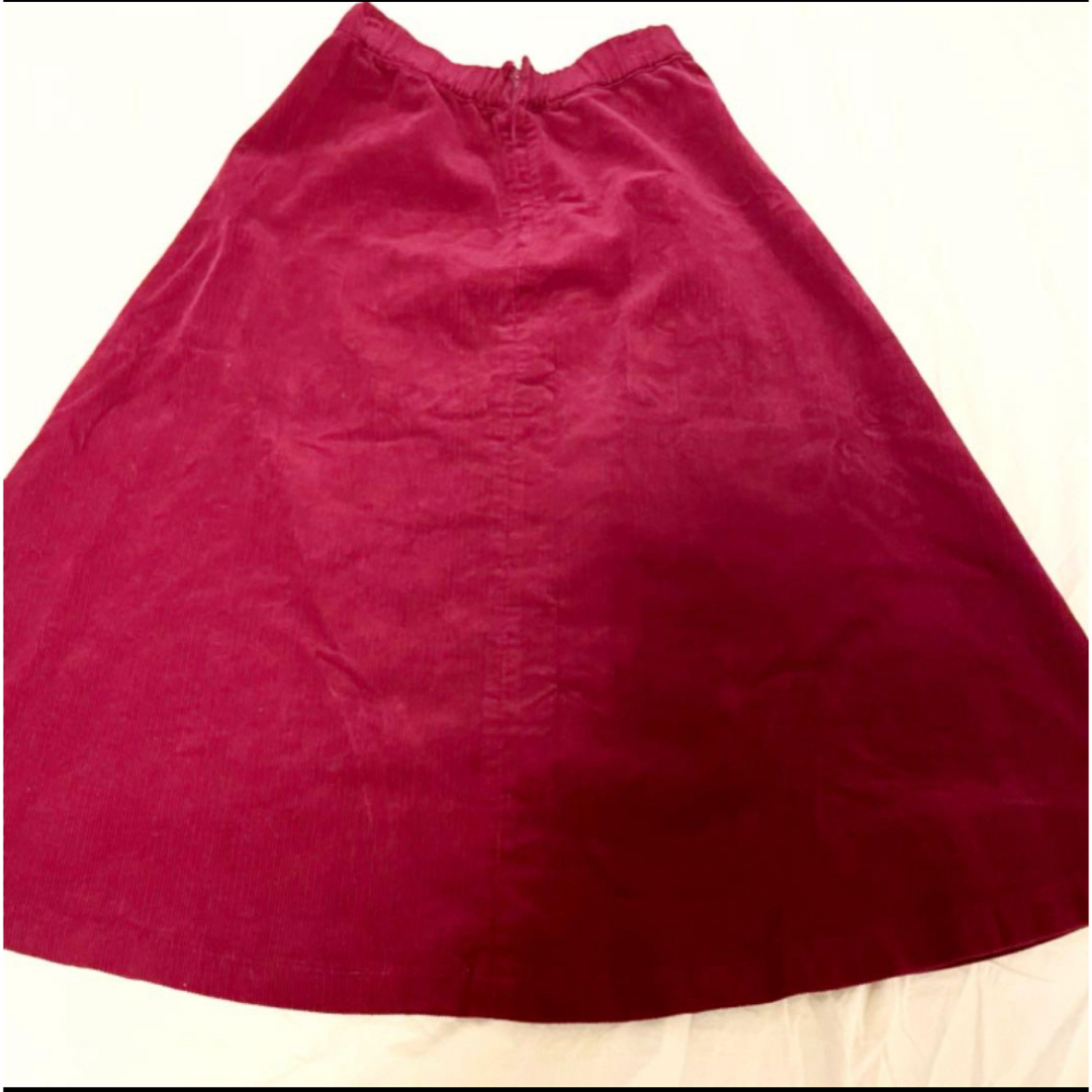 UNIQLO(ユニクロ)の【UNIQLO】コーデュロイロングスカート（ワインレッド） レディースのスカート(ひざ丈スカート)の商品写真