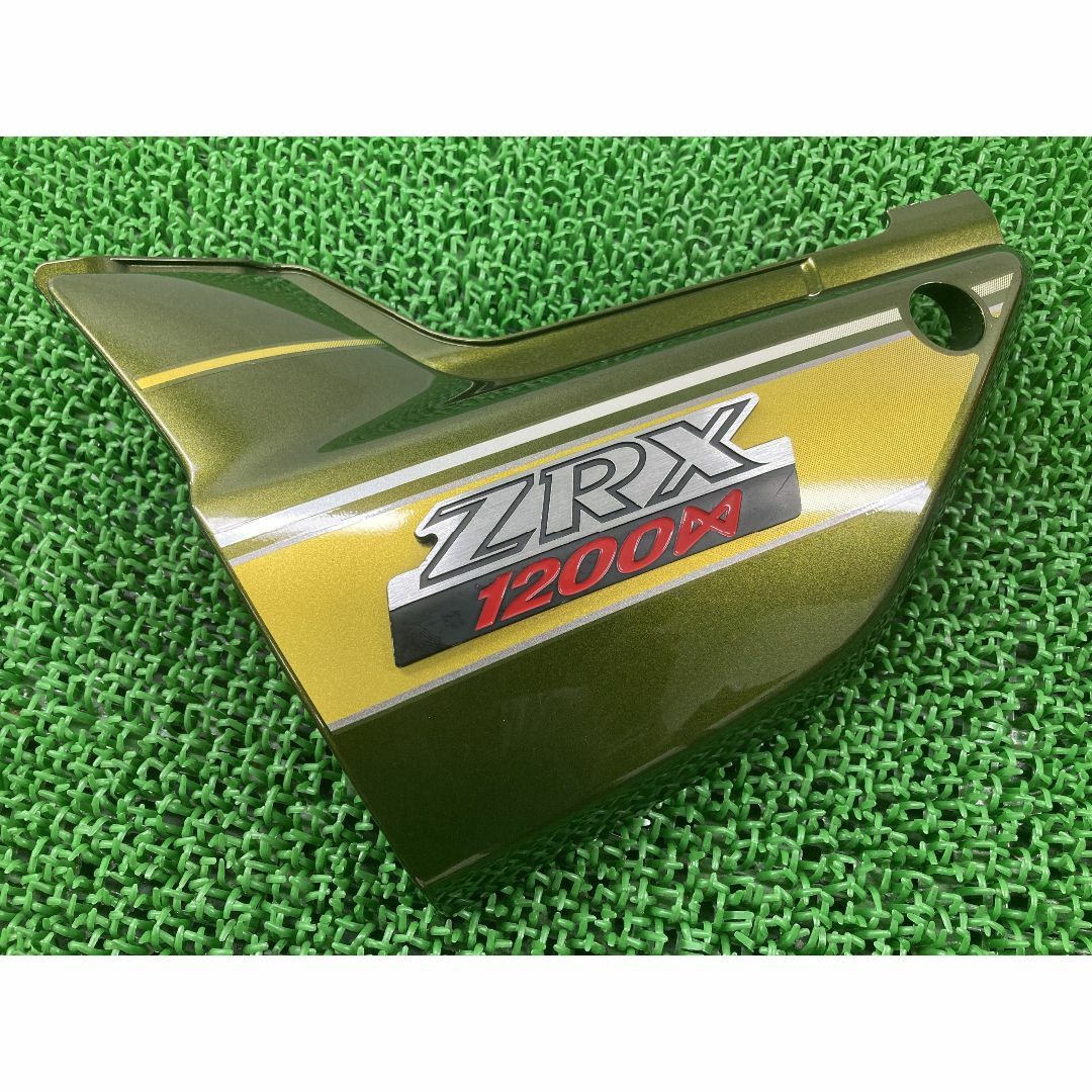 ZRX1200ダエグ サイドカバー 左 濃緑M 36001-1597 カワサキ 純正  バイク 部品 ZR1200D ZRT20D タイガーカラー コンディション良好 割れ欠け無し 車検 Genuine:22319693