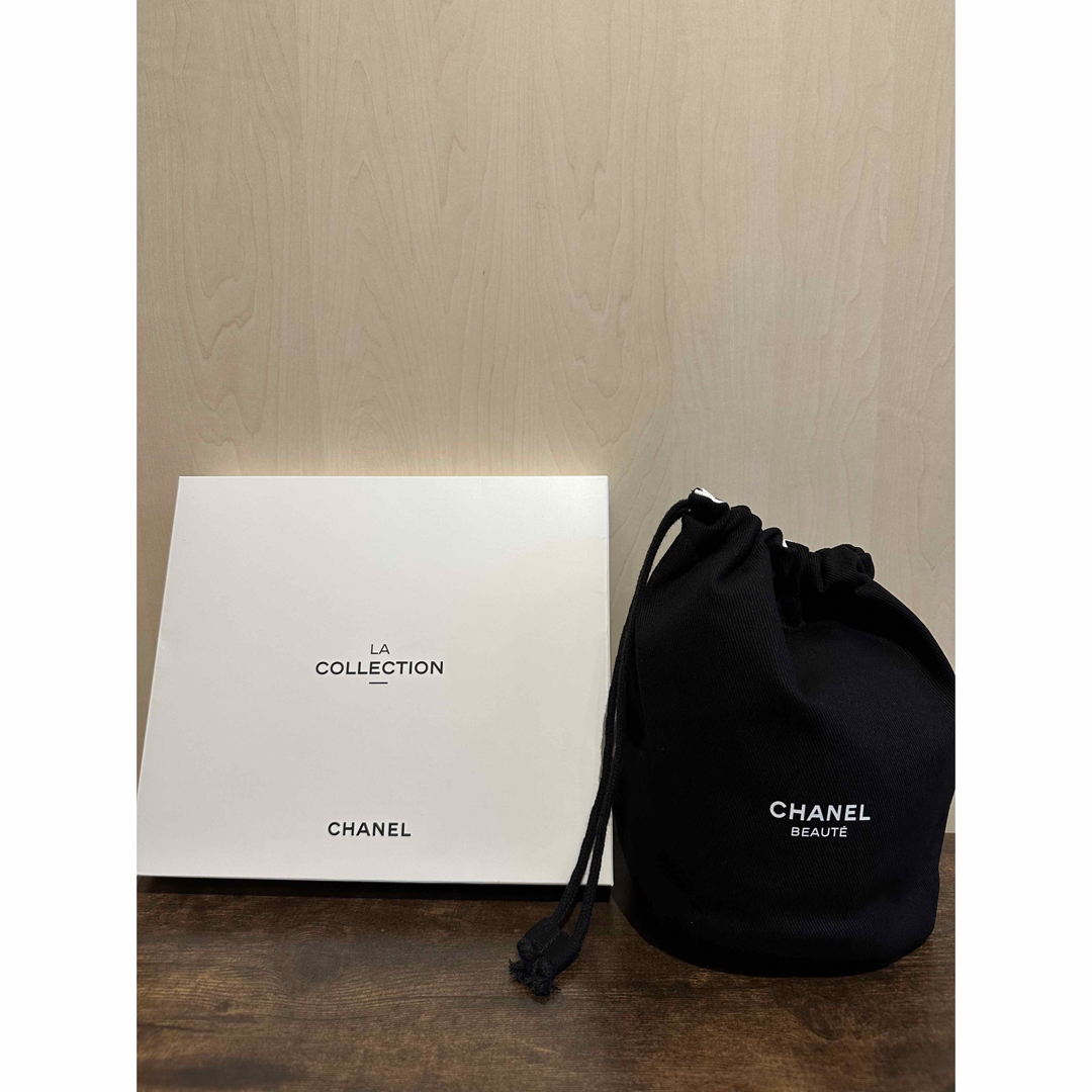 CHANEL(シャネル)の入手困難☆新品未使用【CHANEL】巾着ポーチ レディースのファッション小物(ポーチ)の商品写真