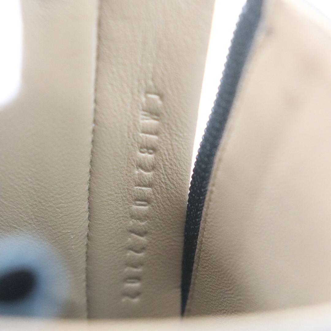 Hermes(エルメス)のIT5YJRFQWH1W 未使用品 エルメス サンジェルマン レザー ショートブーツ ブラック レディース サイズ 36 1/2 2022年製 レディースの靴/シューズ(ブーツ)の商品写真