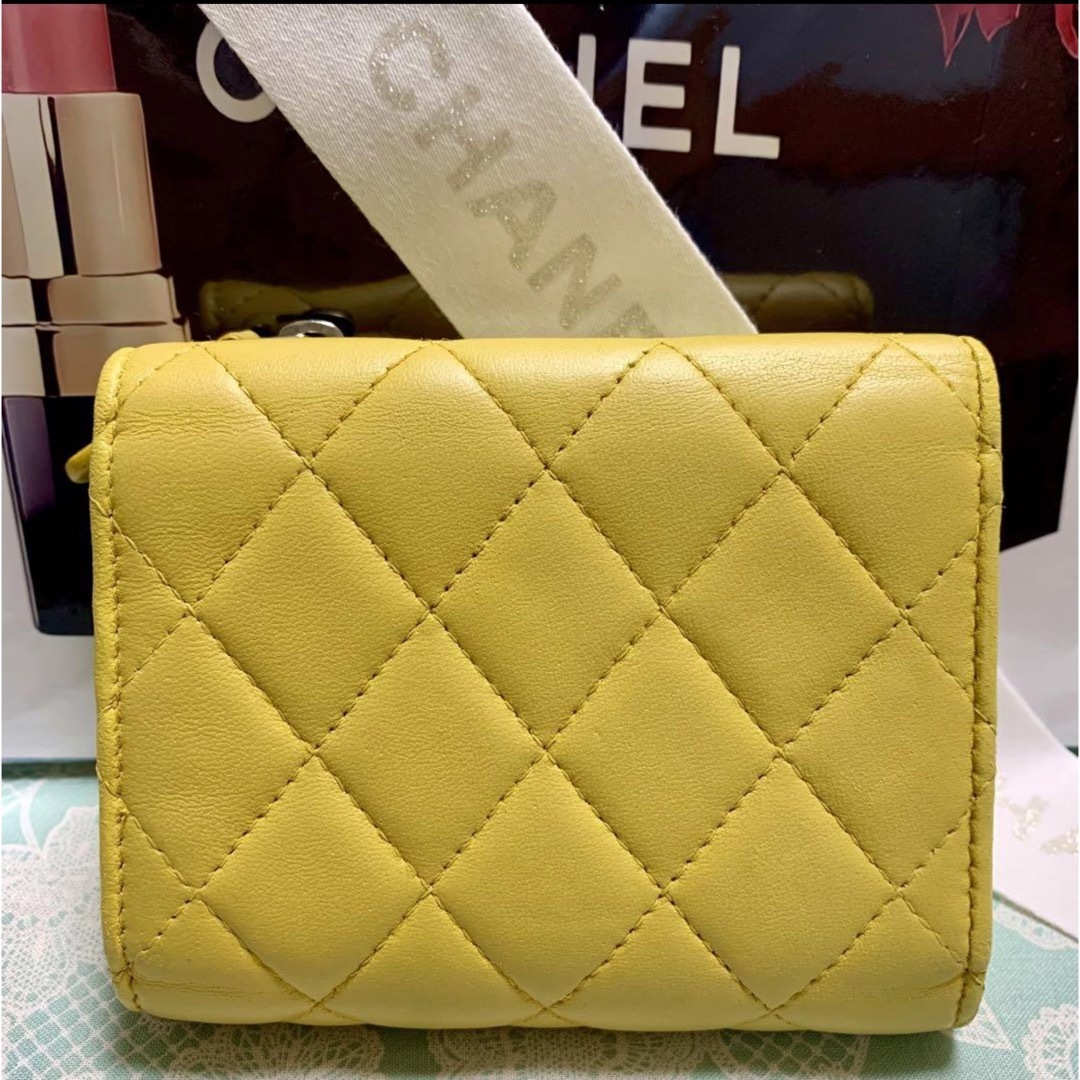 CHANEL 三つ折り財布 コンパクトウォレット