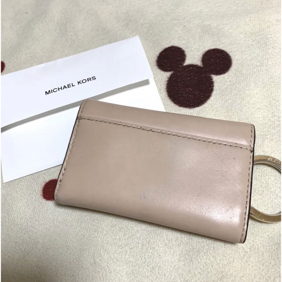 Michael Kors(マイケルコース)のMICHEAL KORS マイケルコース キーケース 薄ピンク くすみピンク　 レディースのファッション小物(キーケース)の商品写真