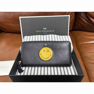 アニヤハインドマーチ(ANYA HINDMARCH)のアニヤハインドマーチ　ロングジップラウンドウォレット　中古(長財布)