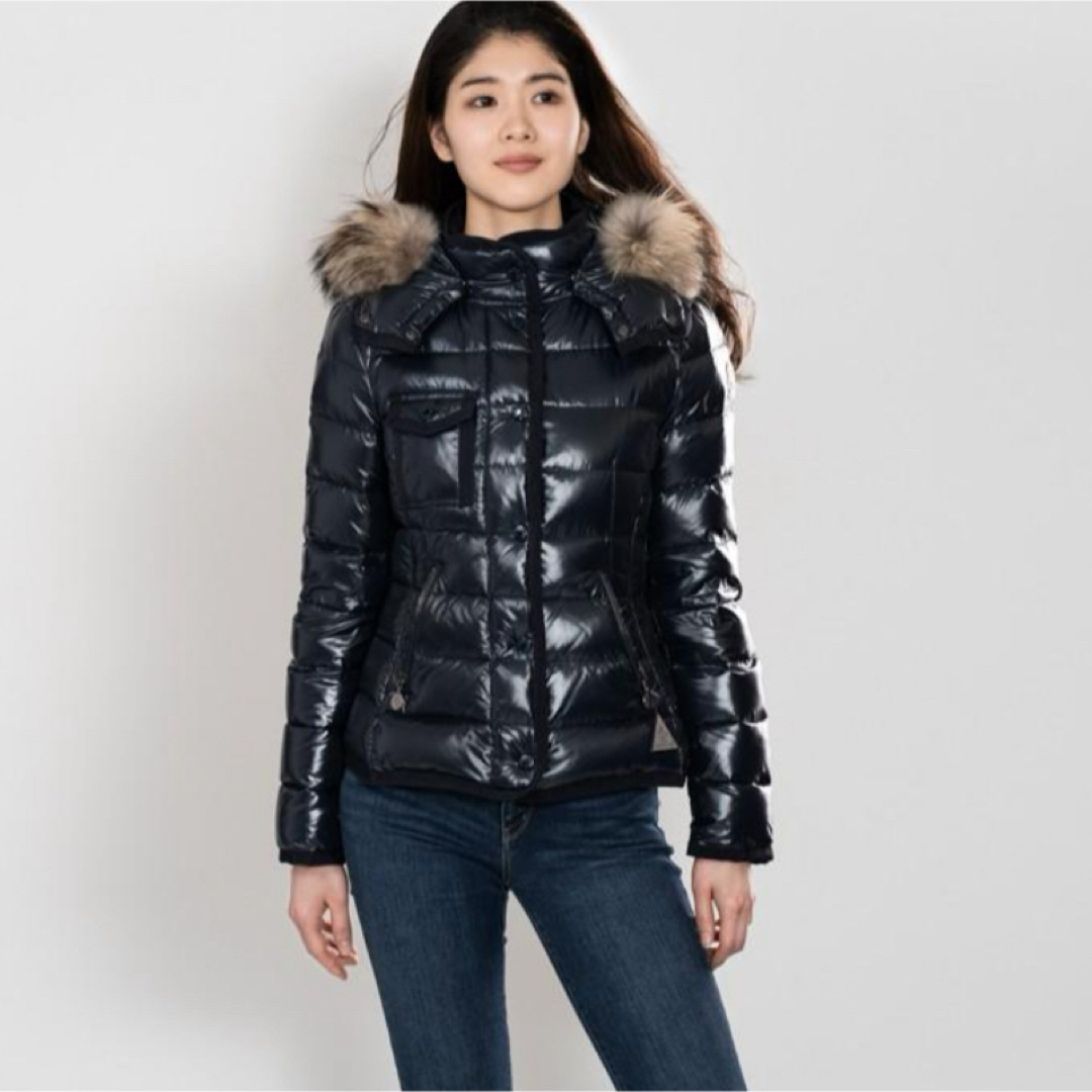 極美品. MONCLER \