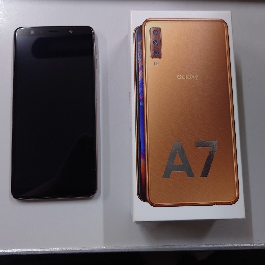 【未使用】Galaxy A7 モバイル版 ゴールド