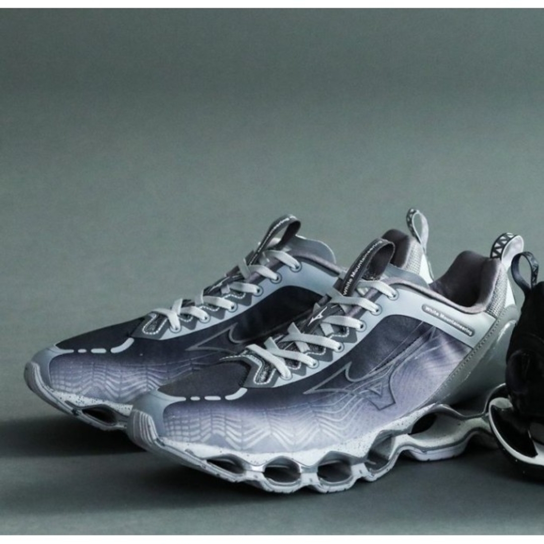 MIZUNO - 新品☆ミズノ WAVE PROPHECY ホワイトマウンテニアリング