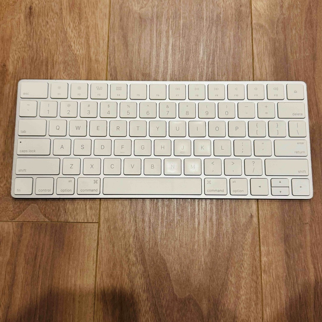 動作品Apple Magic Keyboard A1644  #11