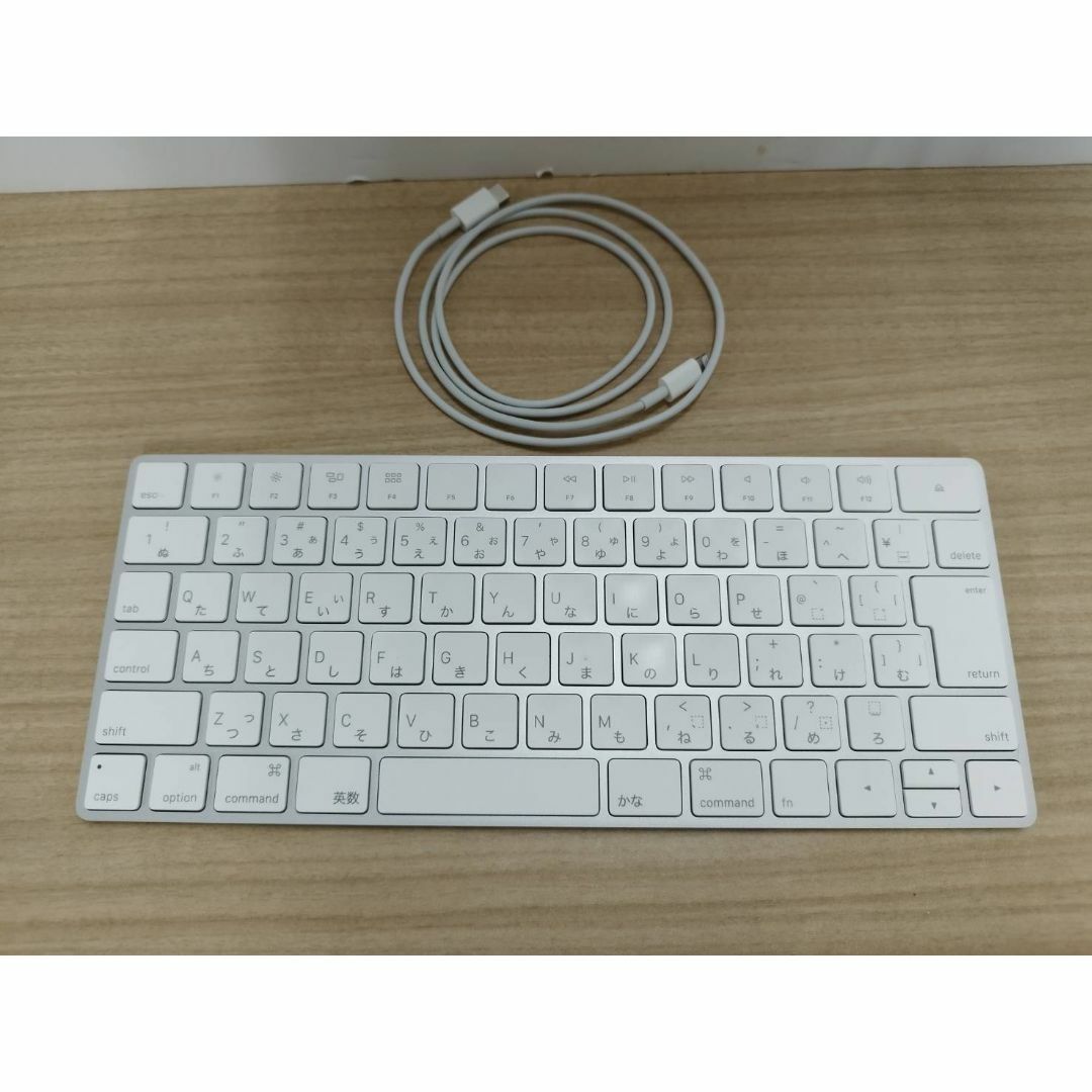 Apple(アップル)のApple 純正 Magic Keyboard (A1644) 日本語配列 スマホ/家電/カメラのPC/タブレット(PC周辺機器)の商品写真