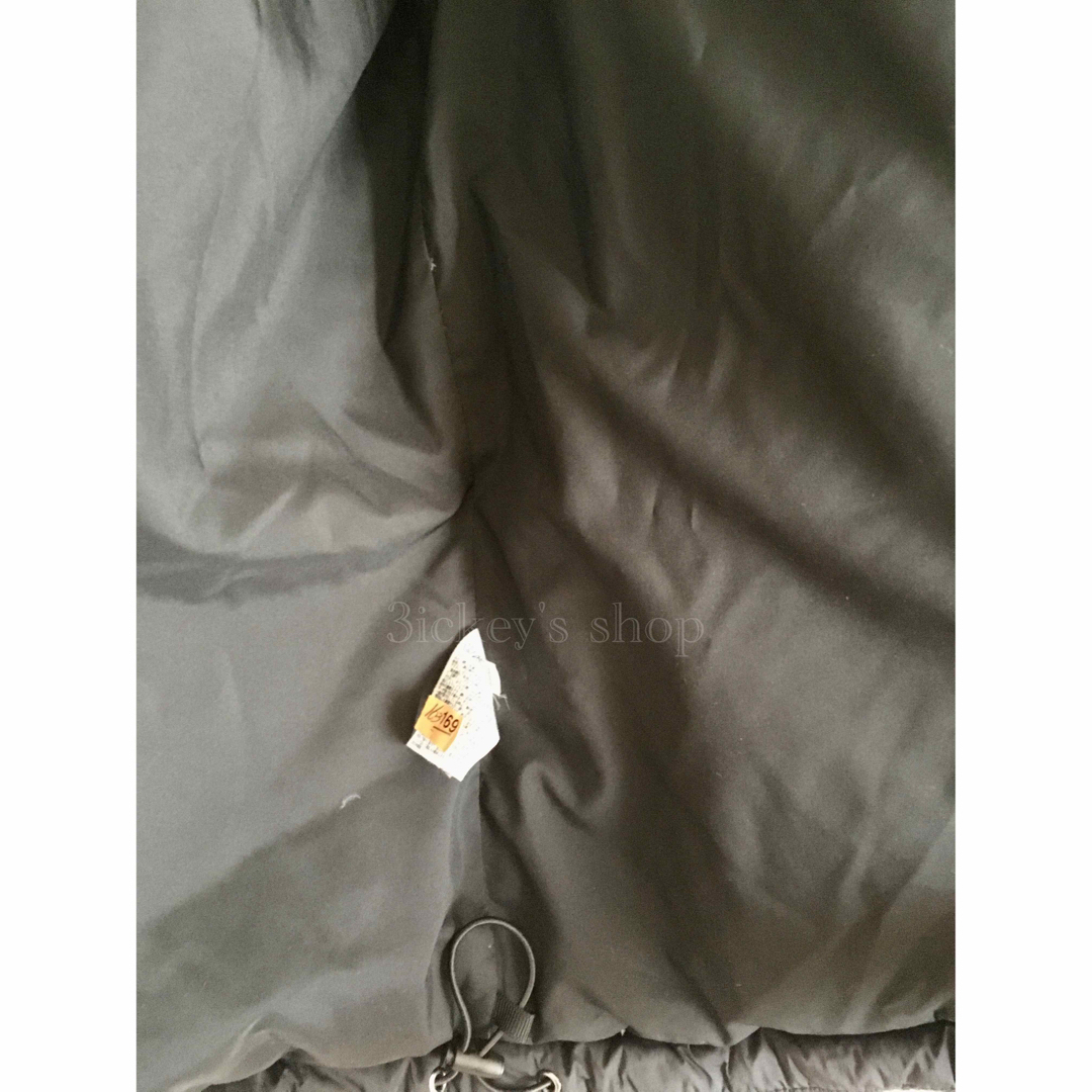 ユニクロ×セオリー　ショートダウンコート　メンズ メンズのジャケット/アウター(ダウンジャケット)の商品写真