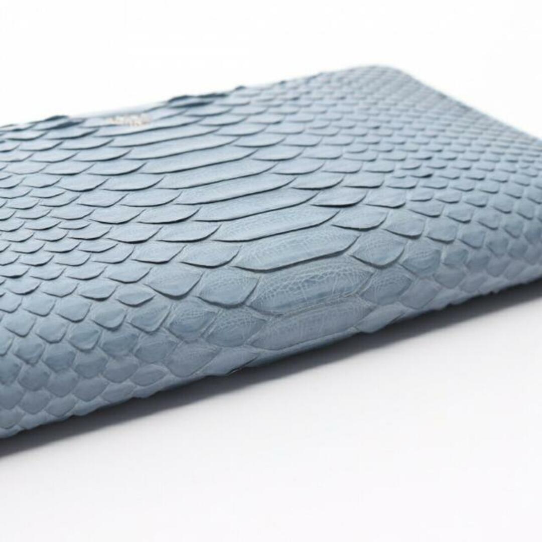 MCM(エムシーエム)の ラウンドファスナー長財布 パイソン ライトブルー ロゴ レディースのファッション小物(財布)の商品写真