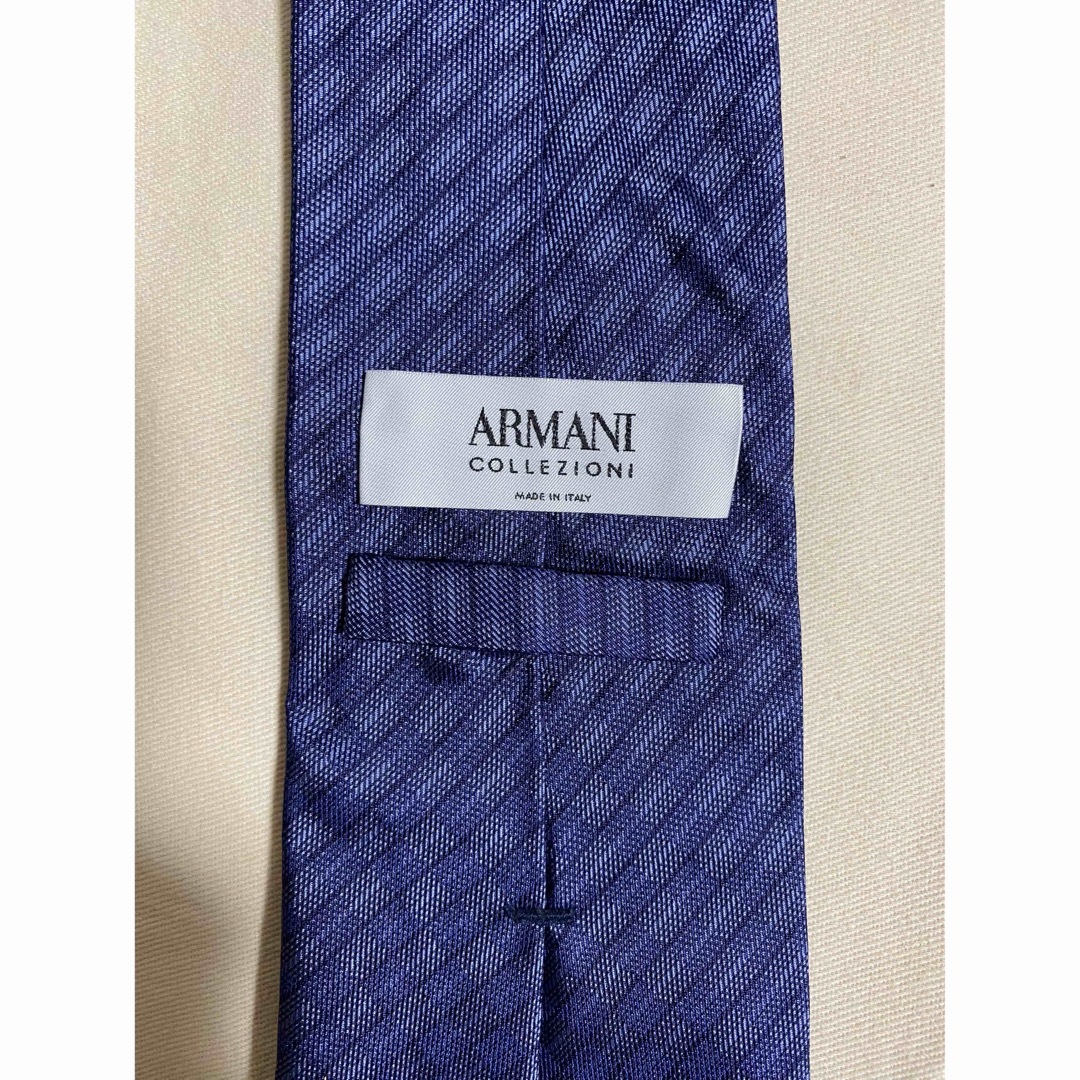 ARMANI COLLEZIONI(アルマーニ コレツィオーニ)のネクタイ メンズのファッション小物(ネクタイ)の商品写真