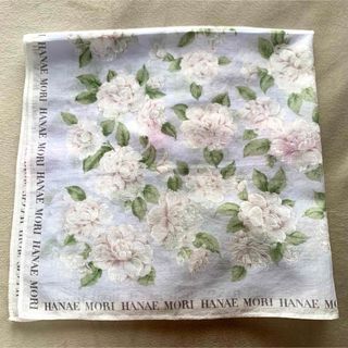 ハナエモリ(HANAE MORI)のHANAE MORI ハナエモリ 森英恵 スカーフハンカチ 白バラ 白薔薇 花柄(バンダナ/スカーフ)