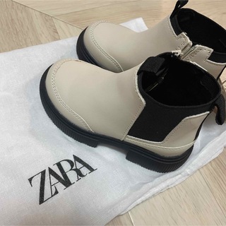 11/23〜26限定価格【未使用　タグ付き】ZARA キッズブーツ(ブーツ)