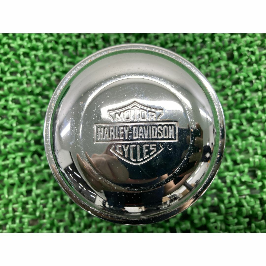 タンクキャップ 61100053 ハーレー 純正 中古 バイク 部品 鍵無し 修復素材に スポーツスター ソフテイル ダイナ 車検 Genuine:22312867 | フリマアプリ ラクマ