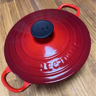 ルクルーゼ(LE CREUSET)のル・クルーゼ　ココット　18cm  チェリーレッド　(鍋/フライパン)