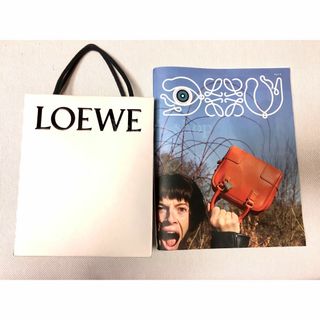 ロエベ(LOEWE)の韓国版　ロエベ  カタログ(ノベルティグッズ)